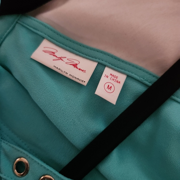 Romper - Picture 4 of 7